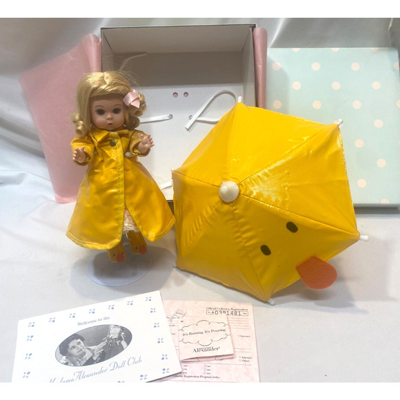 Madame Alexander It's Raining It's Pouring 34175 w/ box papers - Picture 1 of 7